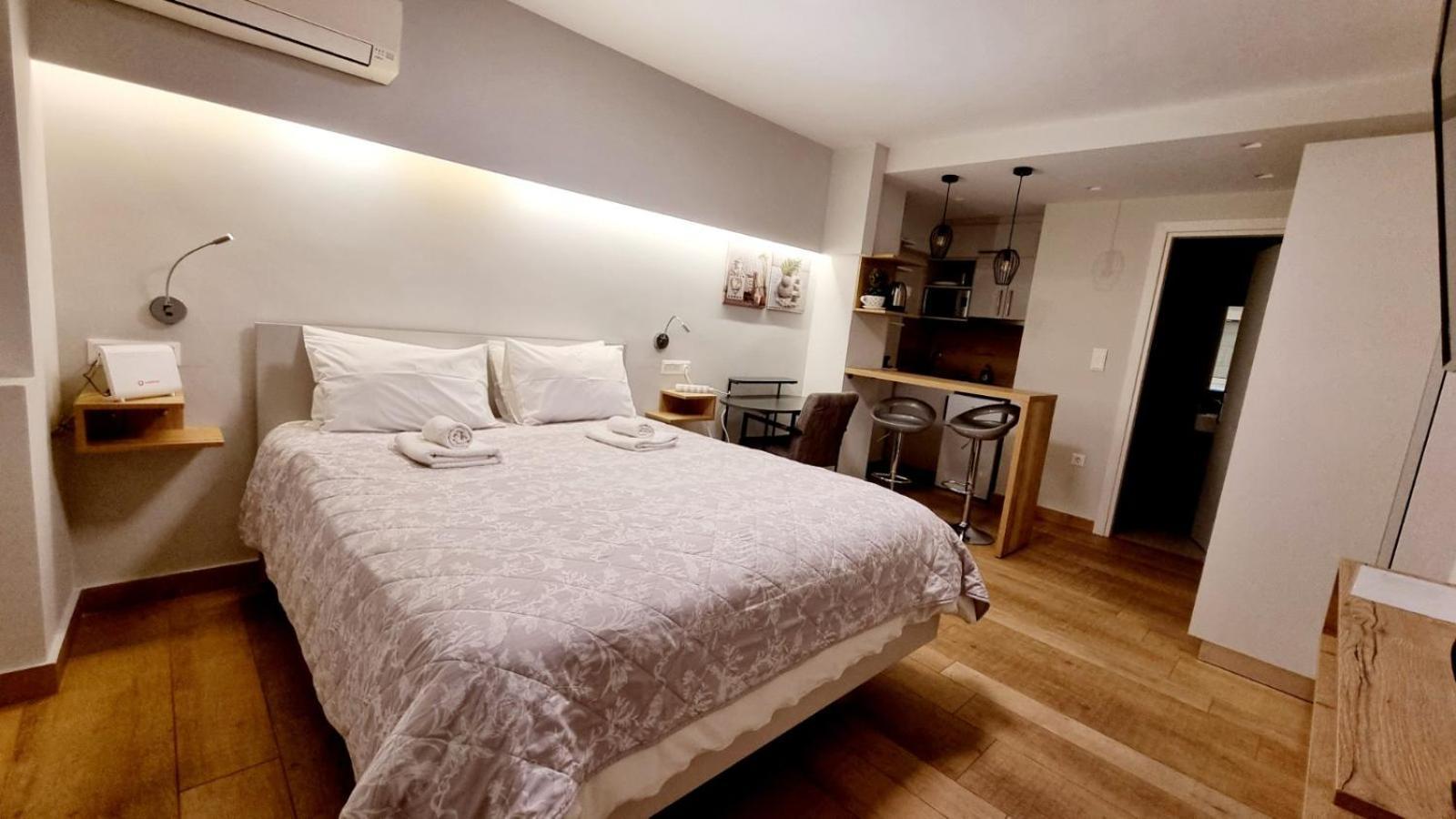 Stylish Studio Near Athens Hilton, Self Check-In! Exterior photo
